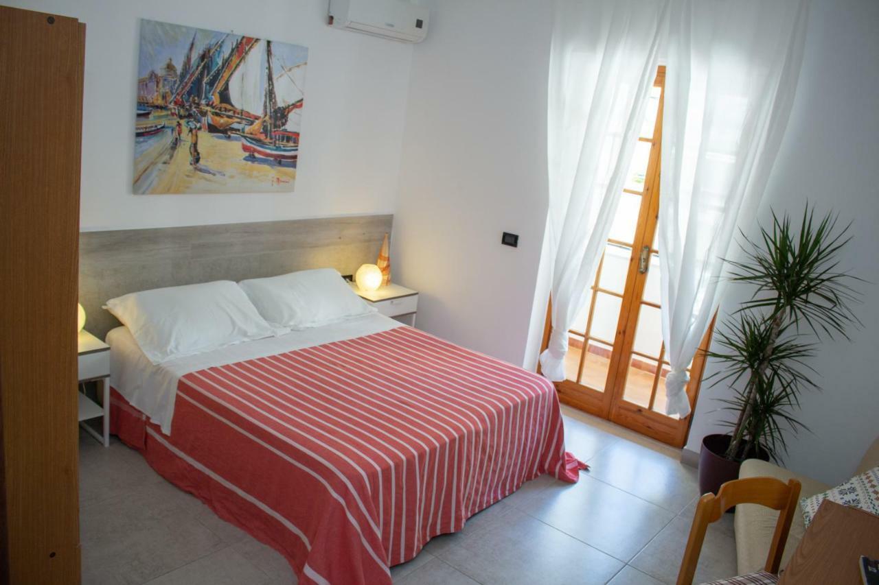 Hotel Apeneste Матината Екстериор снимка